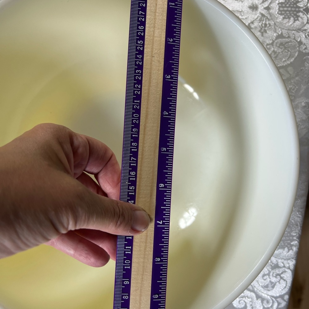 Large Pyrex Mixing Bowl - Picture 5 of 6